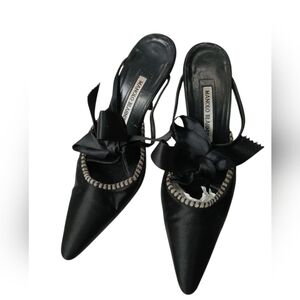 Authentic MANOLO BLAHNIK Black Satin Mules w/Bow Vamp Size 37